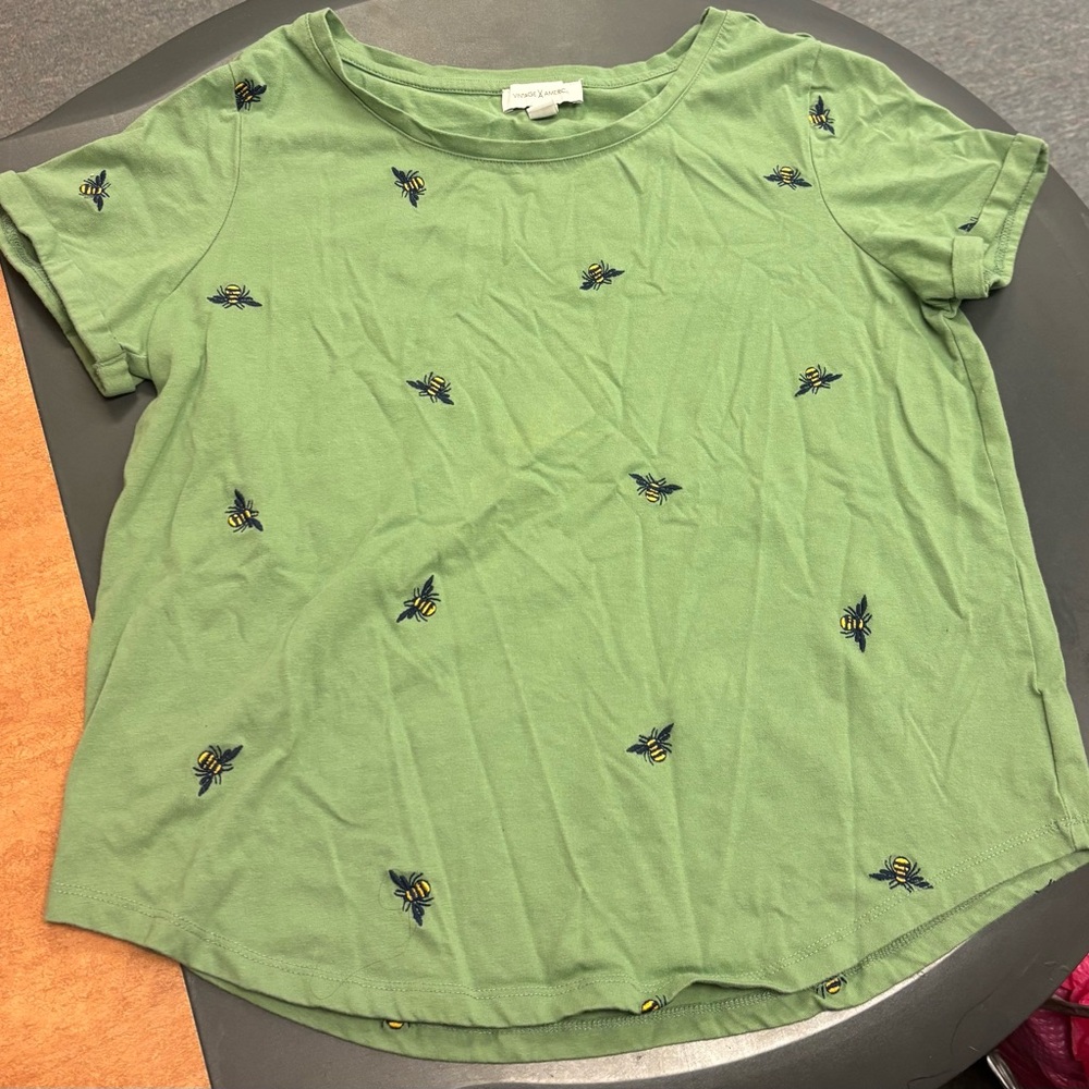 Vintage X America Embroidered Bee Shirt